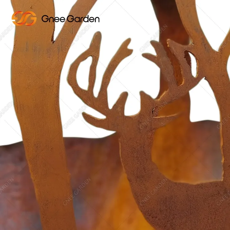 Corten Fire Sphere for skov-tema haver