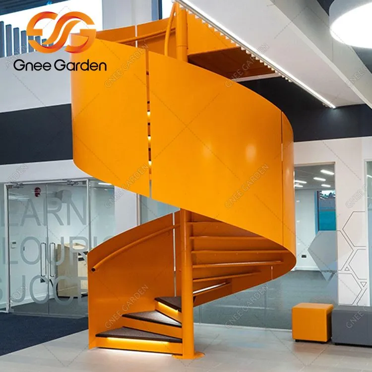 Corten Hævede Rustne Trapper