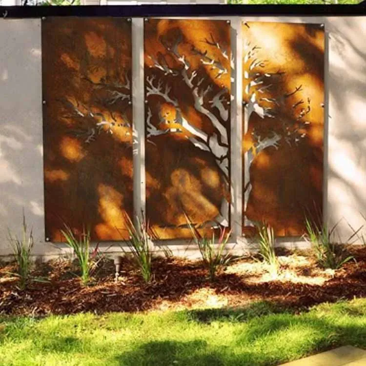 Hjemmehave laserskåret hegnspaneler udendørs