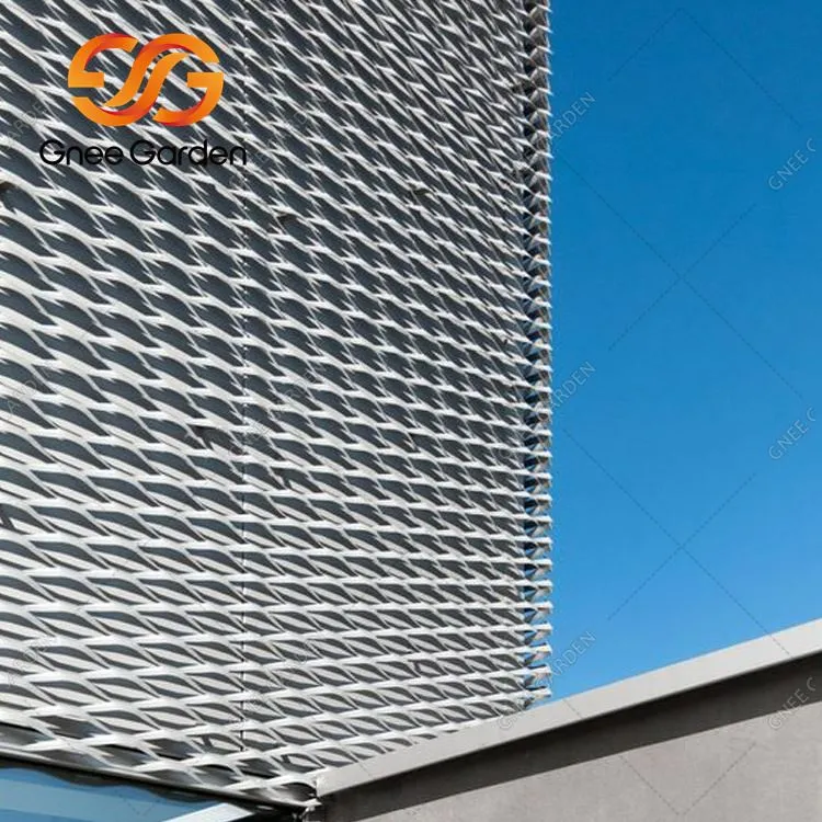 Pladebeklædning i rustfrit stål